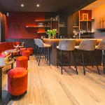 Prado Hotel 3*