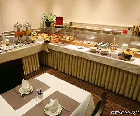 Prado 3* أوستيند