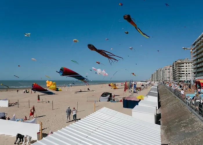 プラド ホテル 3*