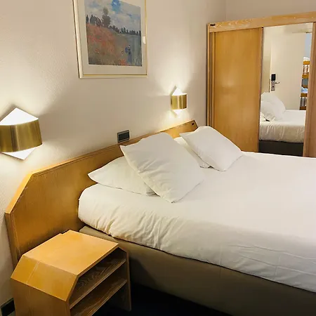 Prado Hotel 3*